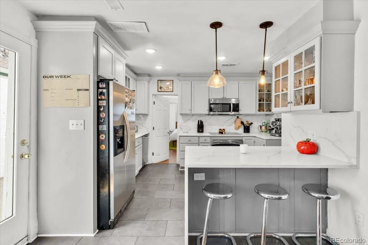 04042026182307 1200 9