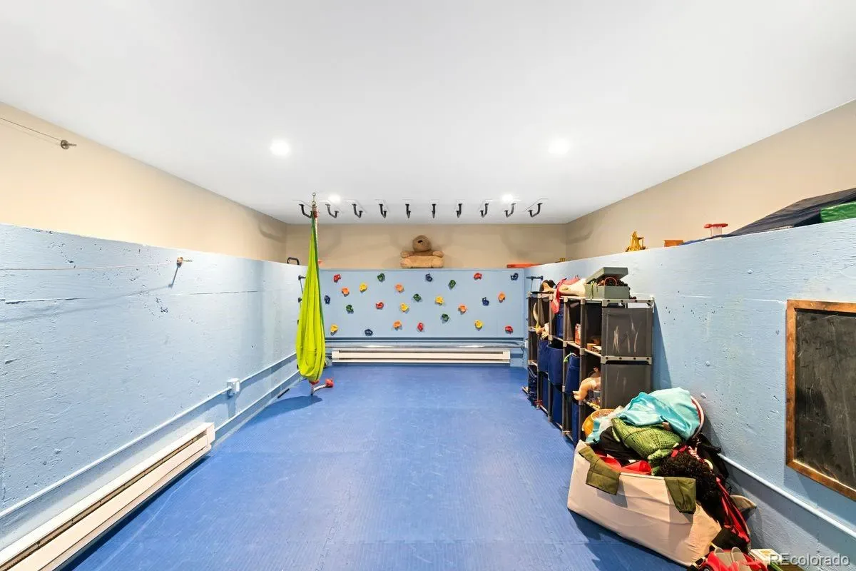 03142026225020 1200 33