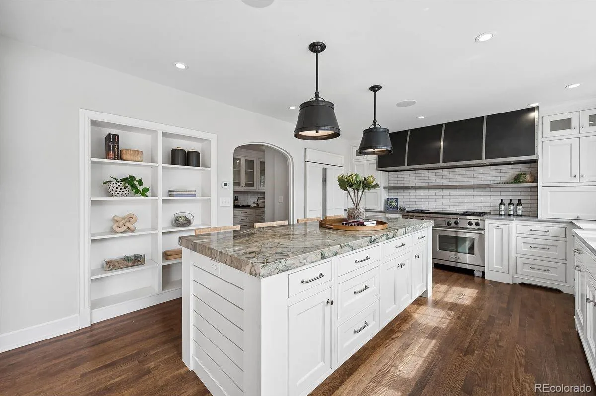 2020 E 4th Avenue Denver CO 80206 MLS #REC4710633 06102026201421 1200 11