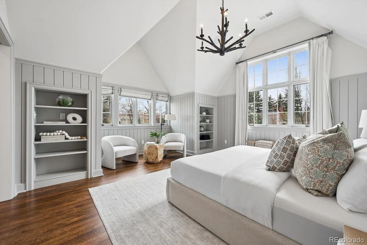 2020 E 4th Avenue Denver CO 80206 MLS #REC4710633 06102026201421 1200 24