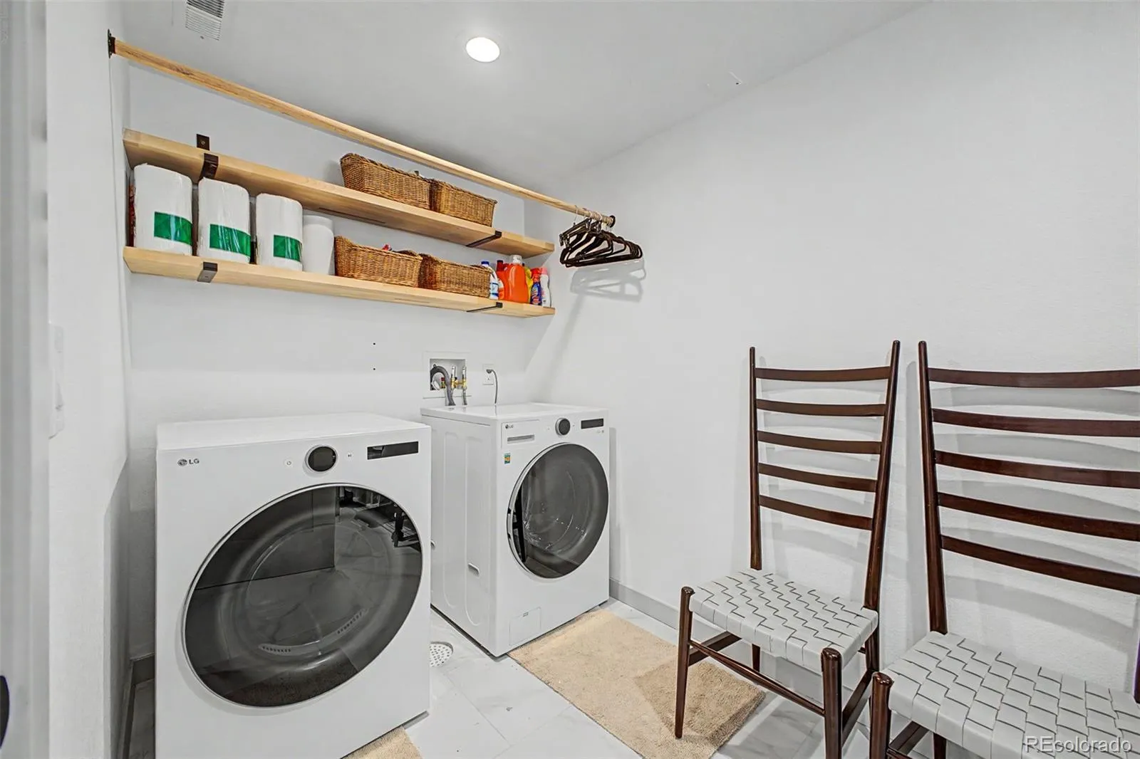 475 S Race Street Denver CO 80209 MLS #REC4711939 04282026180536 1600 25