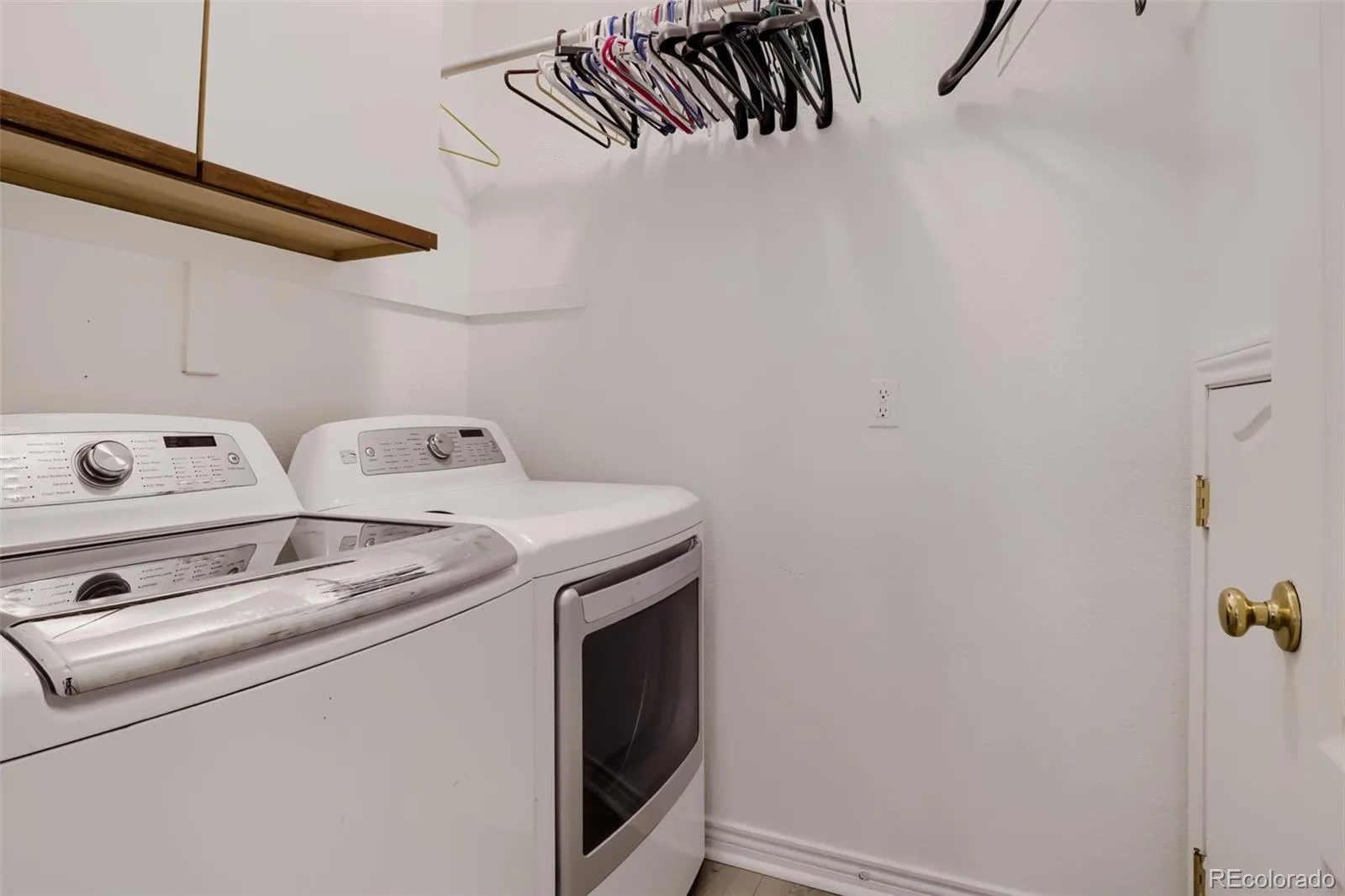 3261 S Uravan Court Aurora CO 80013 MLS #REC4712438 07092026223538 1600 23
