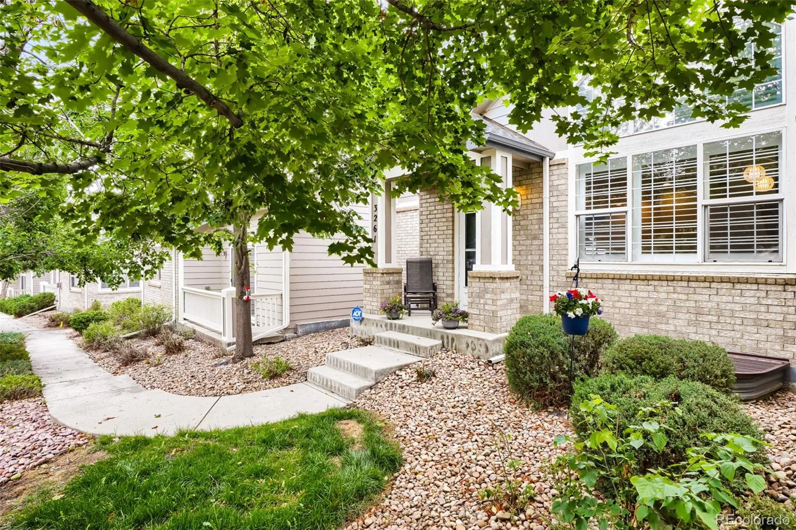 3261 S Uravan Court Aurora CO 80013 MLS #REC4712438 07092026223538 1600 27