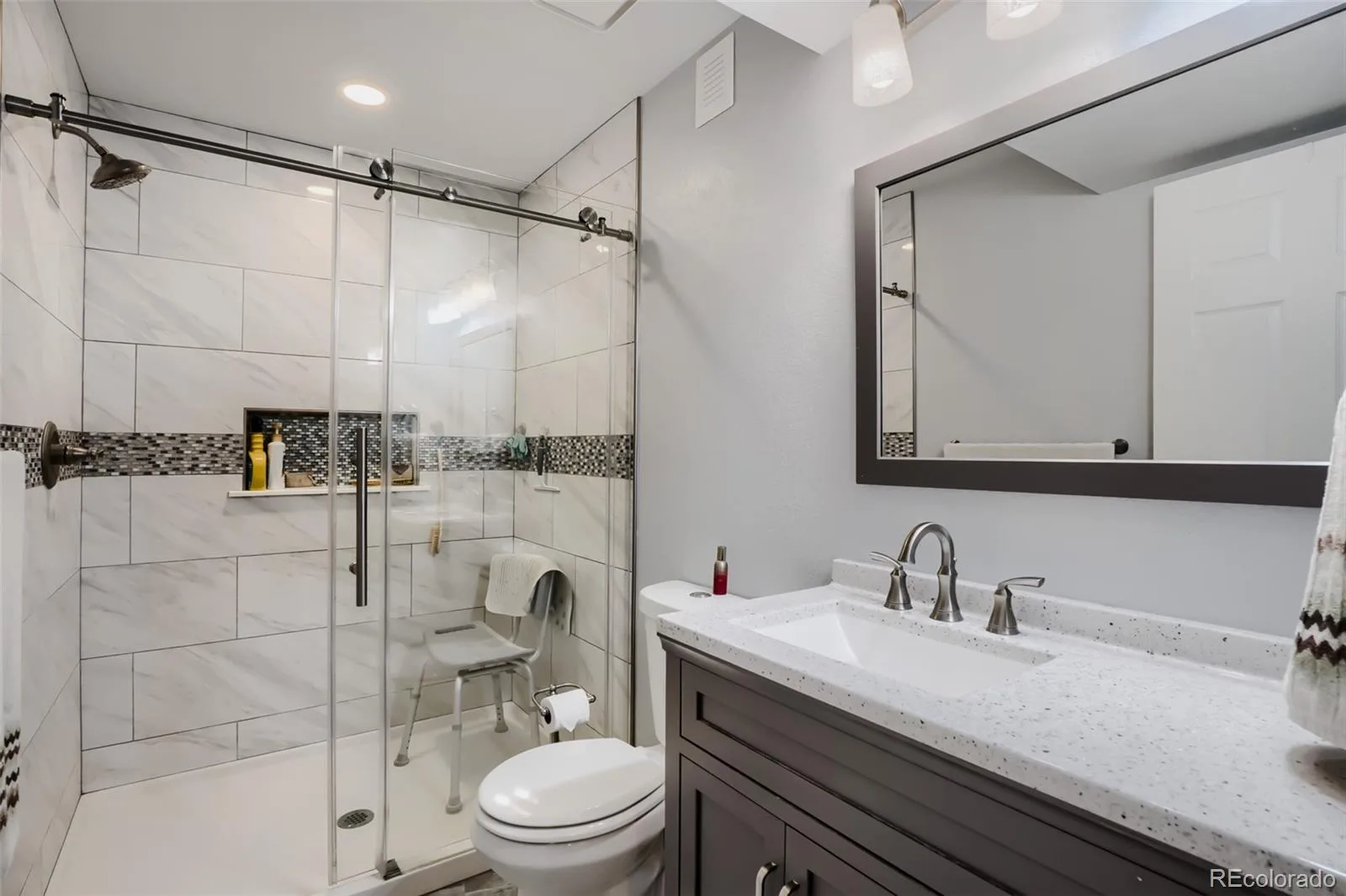 3261 S Uravan Court Aurora CO 80013 MLS #REC4712438 07092026223538 1600 6