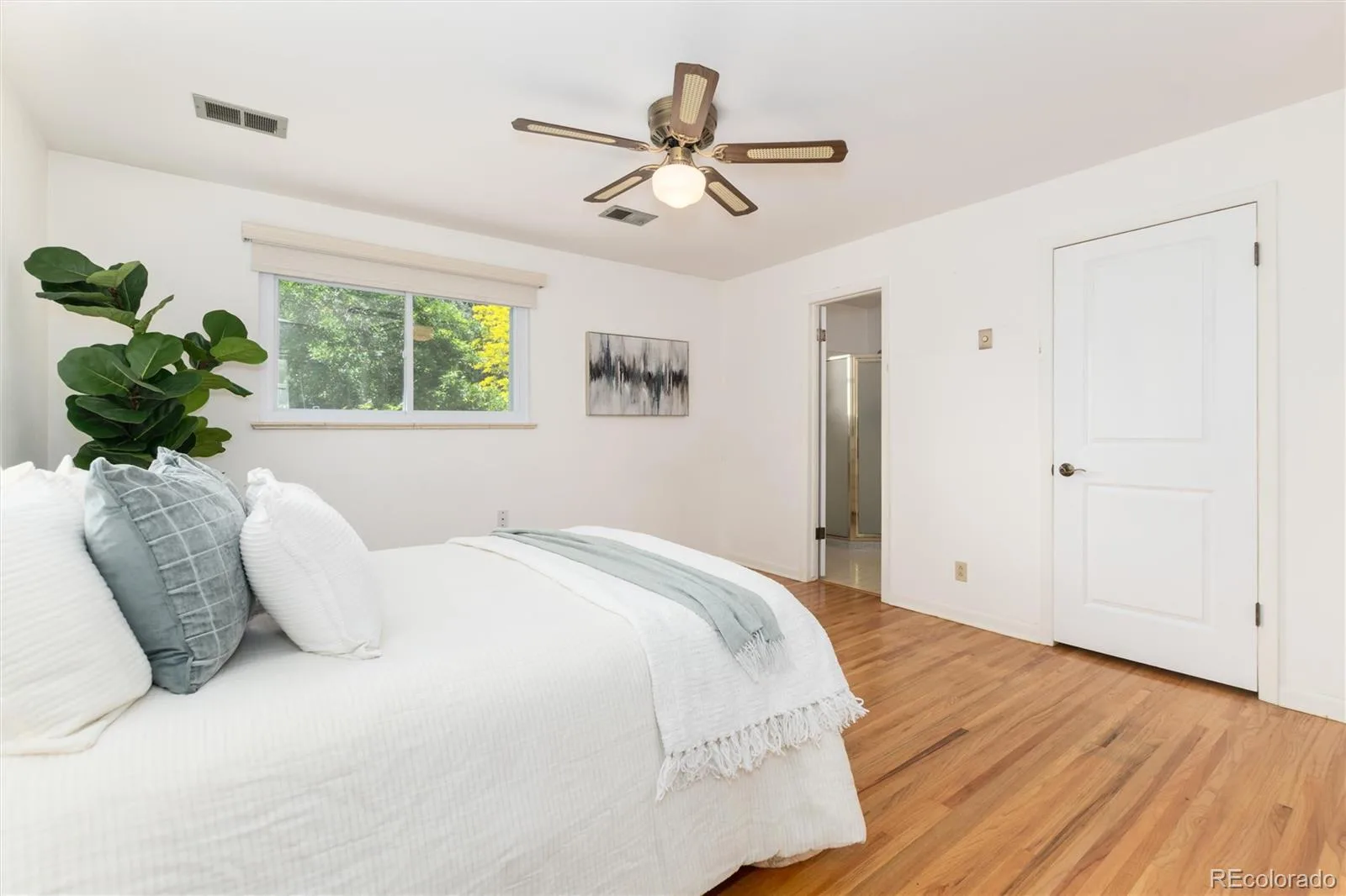 7373 S Tamarac Street Centennial CO 80112 MLS #REC4712785 06082026202956 1600 23