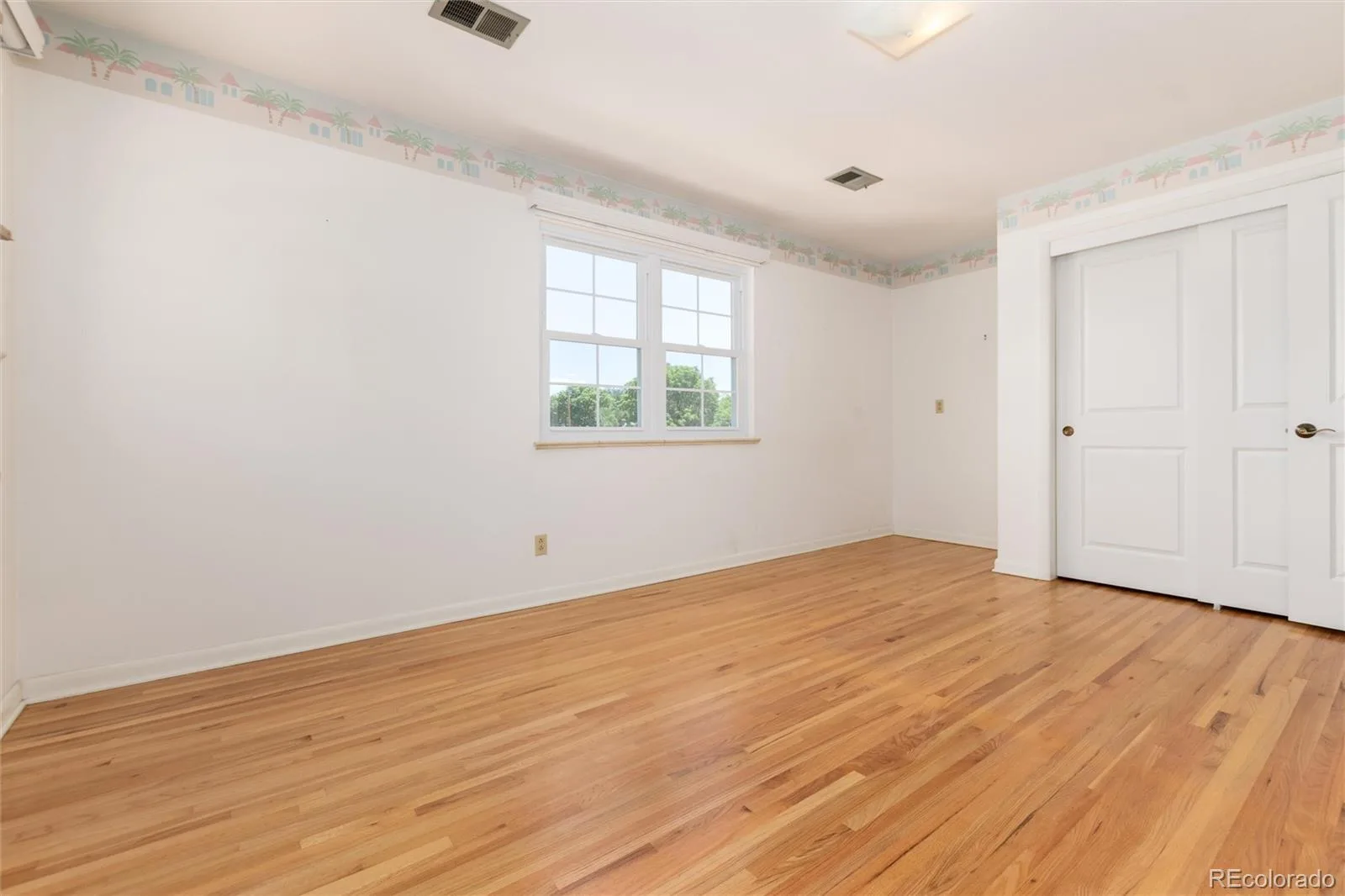 7373 S Tamarac Street Centennial CO 80112 MLS #REC4712785 06082026202956 1600 26