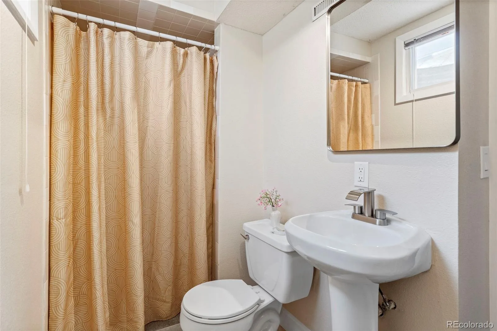 11724 Claude Court Northglenn CO 80233 | MLS #REC4713026 08262026161845 1600 25