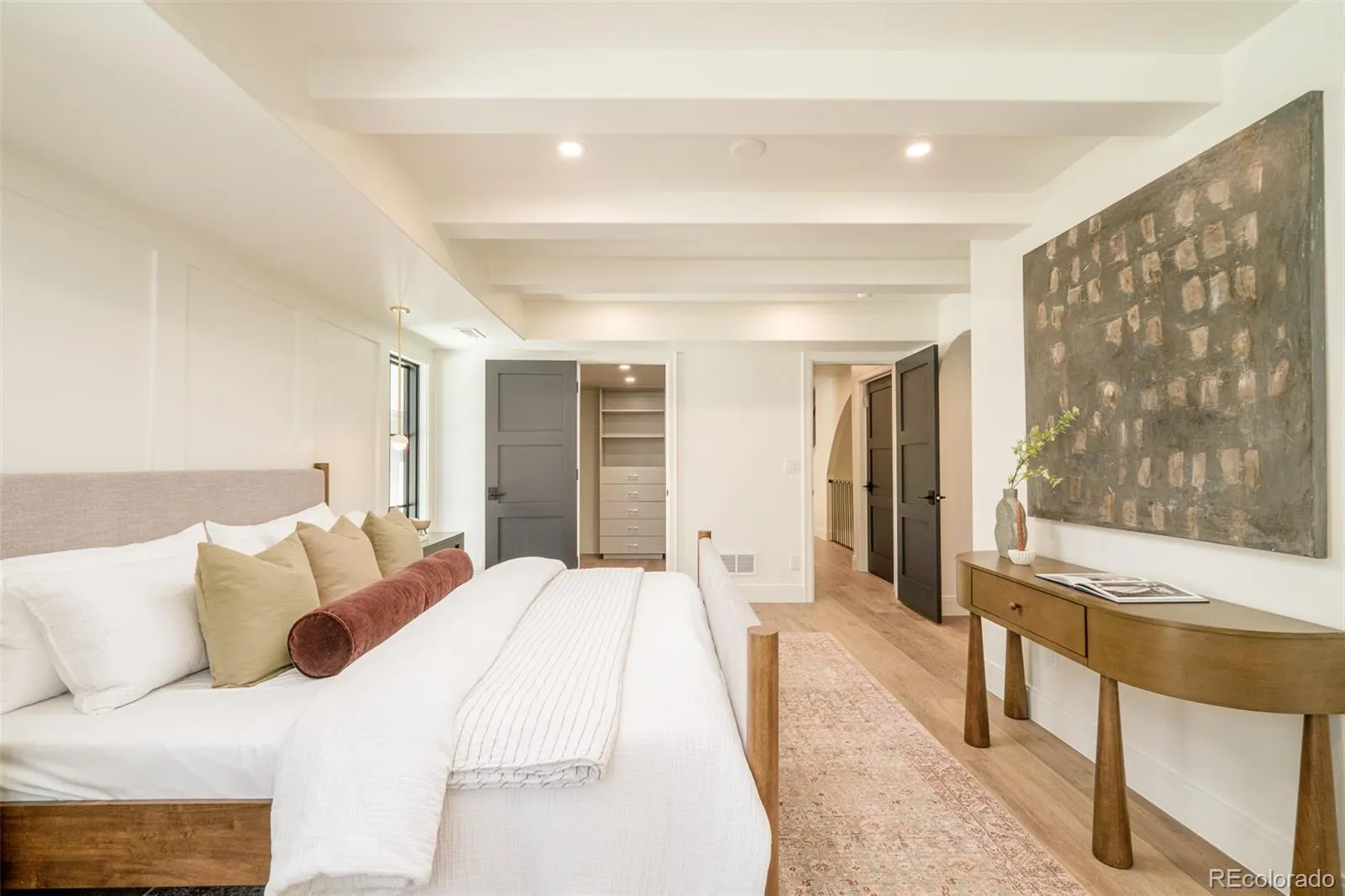 04172026213644 1600 21