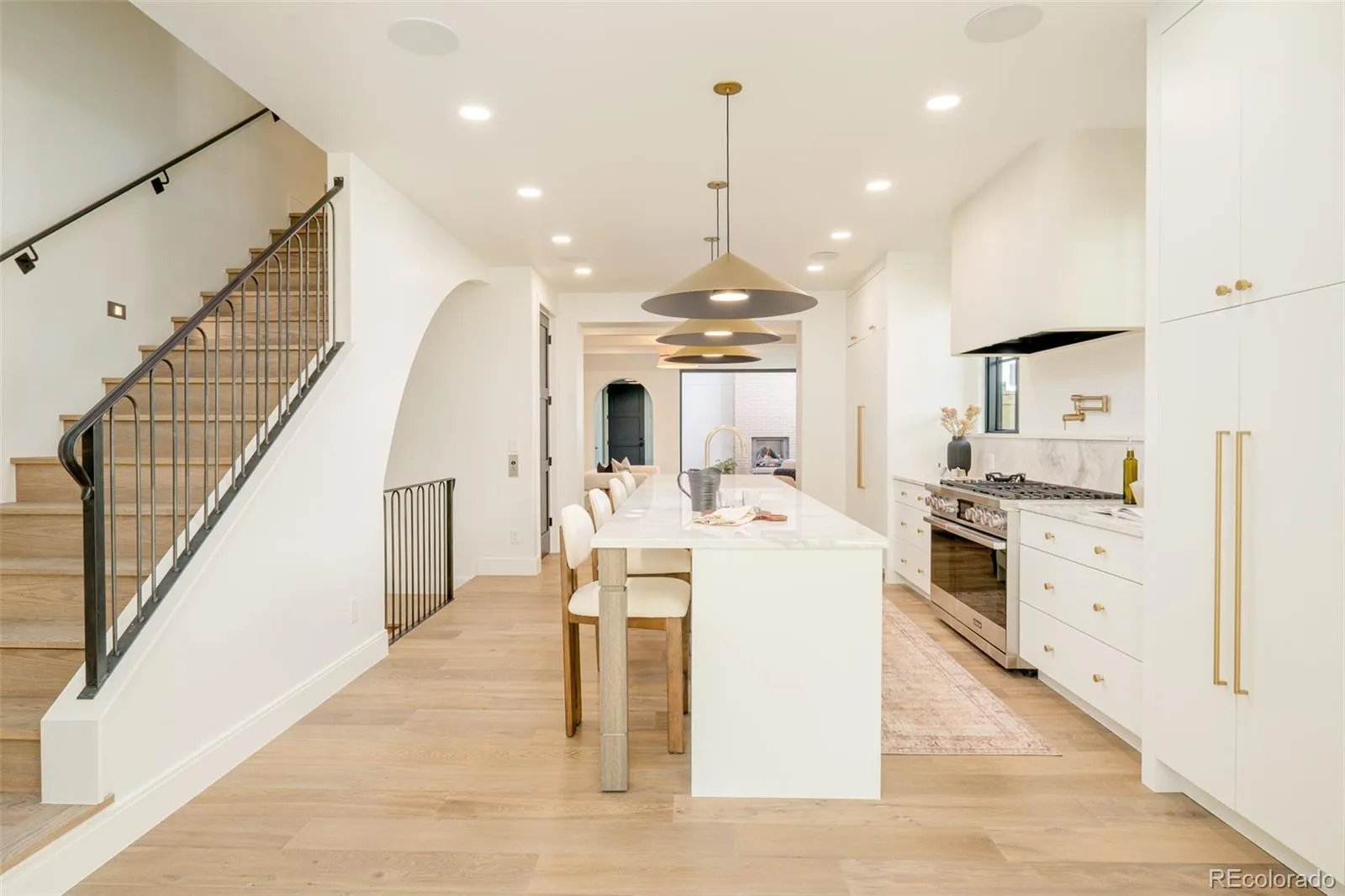 04172026213644 1600 4