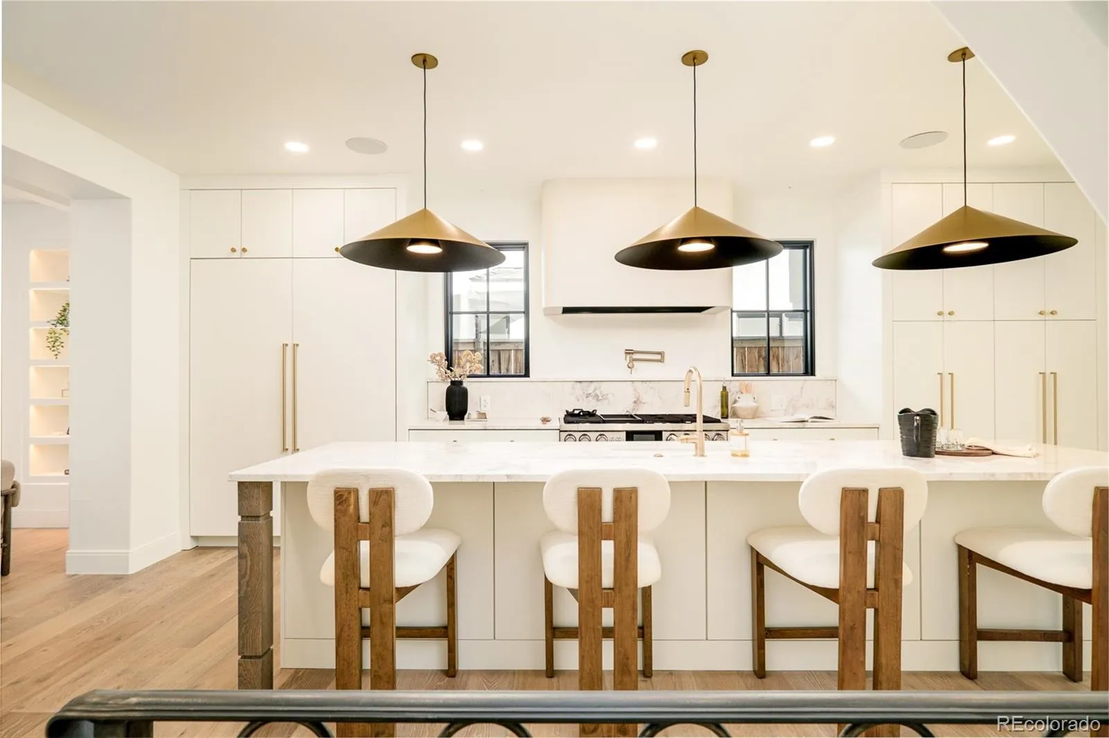 04172026213644 1600 6