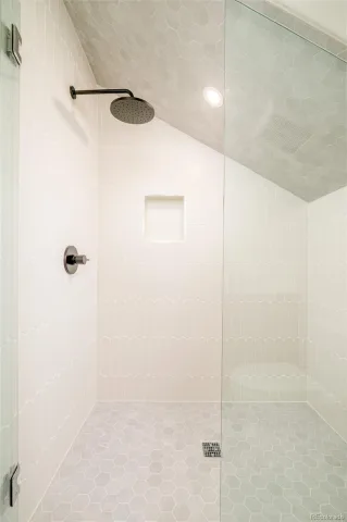 517 Cook Street Denver CO 80206 MLS #REC4715235 06032026222314 640 36