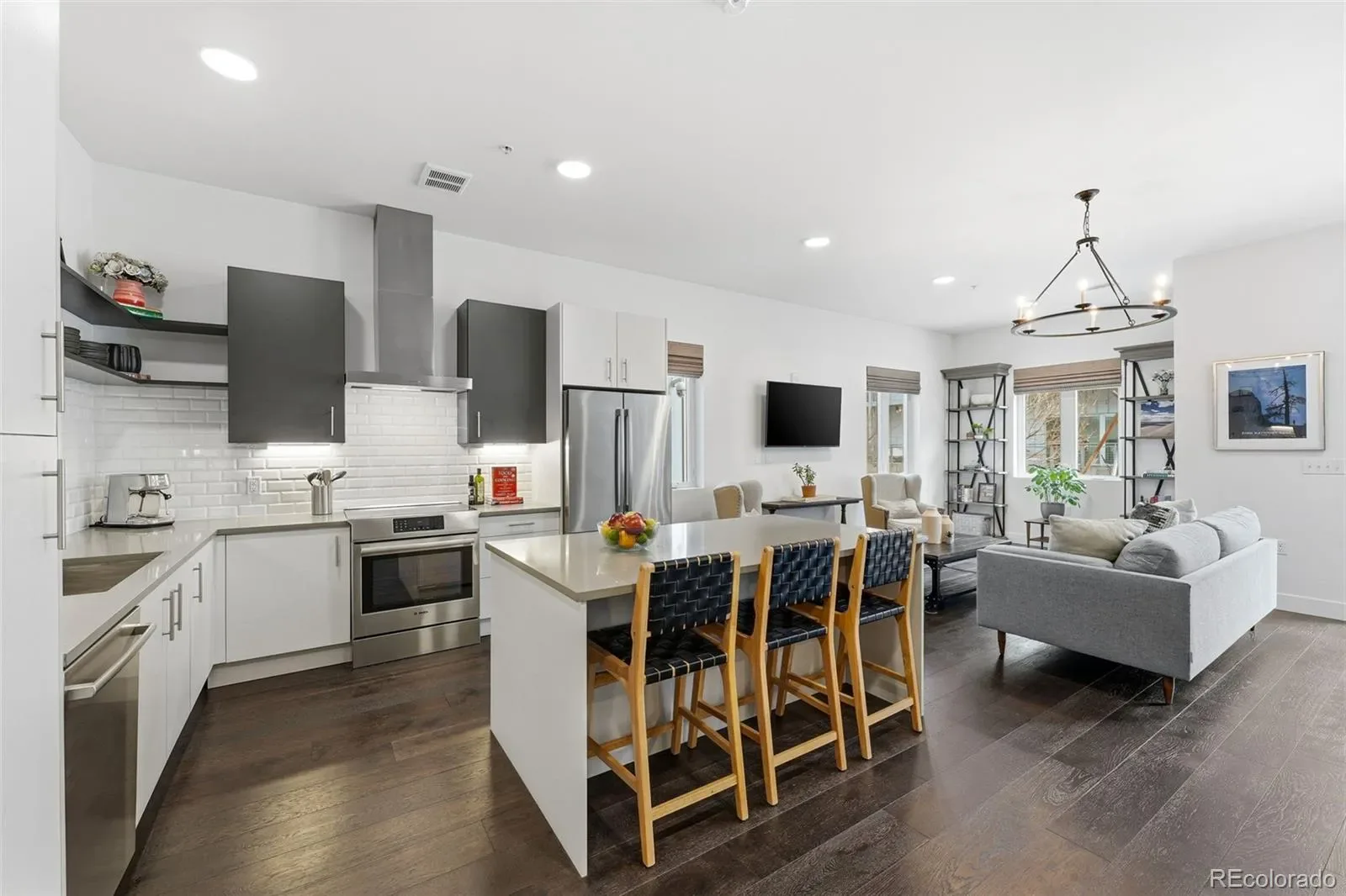 03122026032002 1600 0