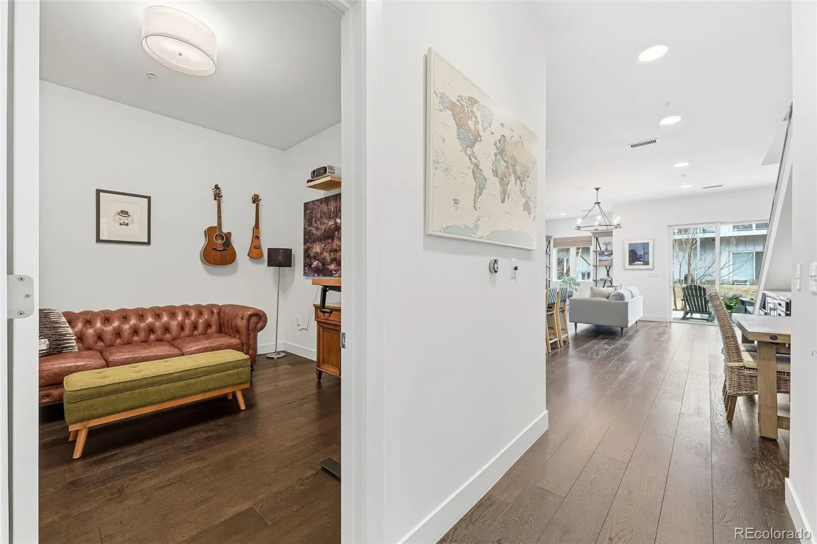 03122026032002 1600 16