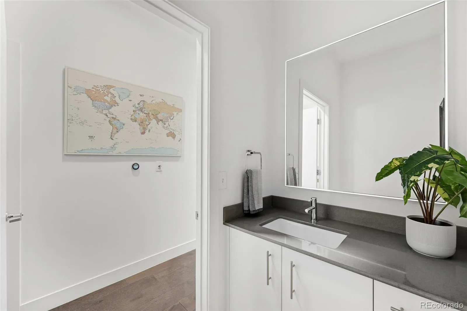 03122026032002 1600 18