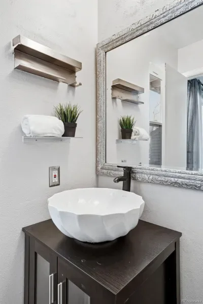 17246 E Ford Drive Aurora CO 80017 | MLS #REC4715592 03242026155224 800 19