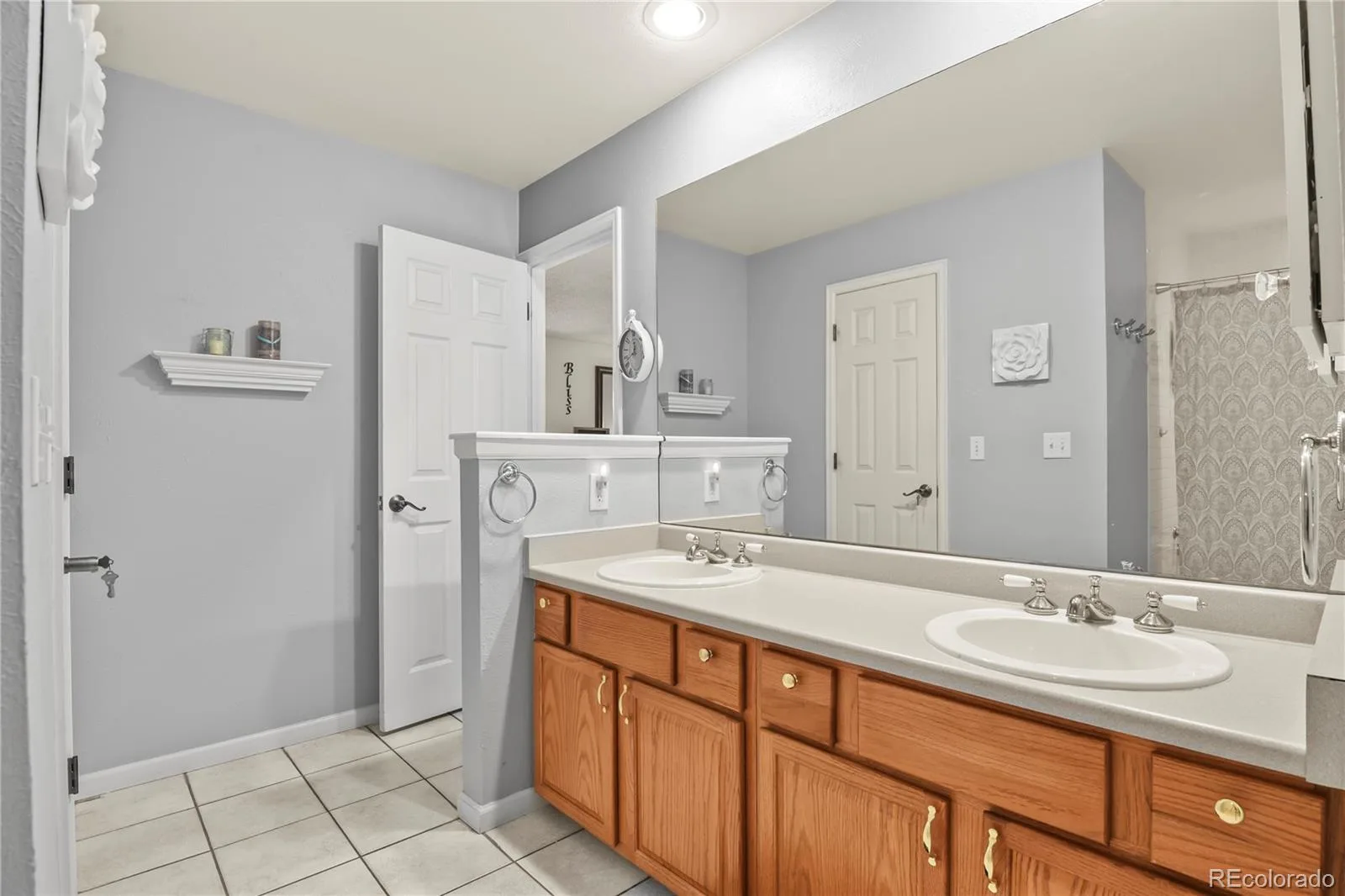 13660 E Evans Avenue Aurora CO 80014 | MLS #REC4716431 08292026123234 1600 21