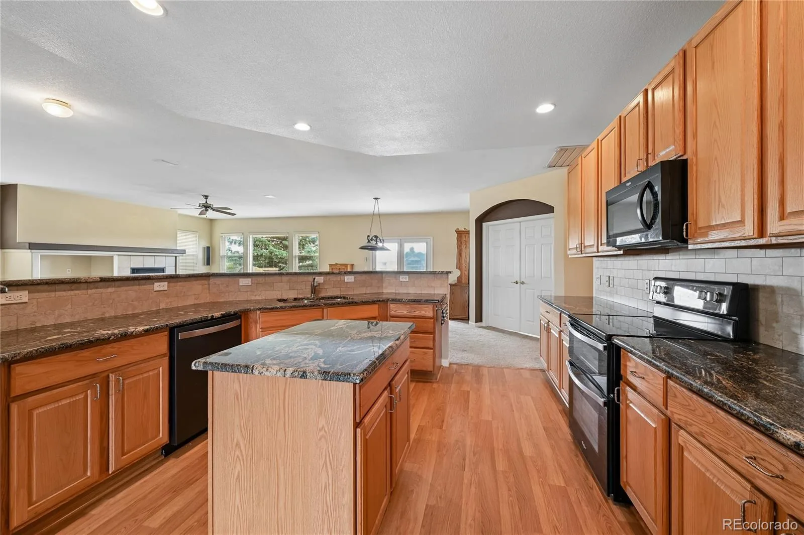 23394 E Heritage Parkway Aurora CO 80016 | MLS #REC4716473 10052026171853 1600 4