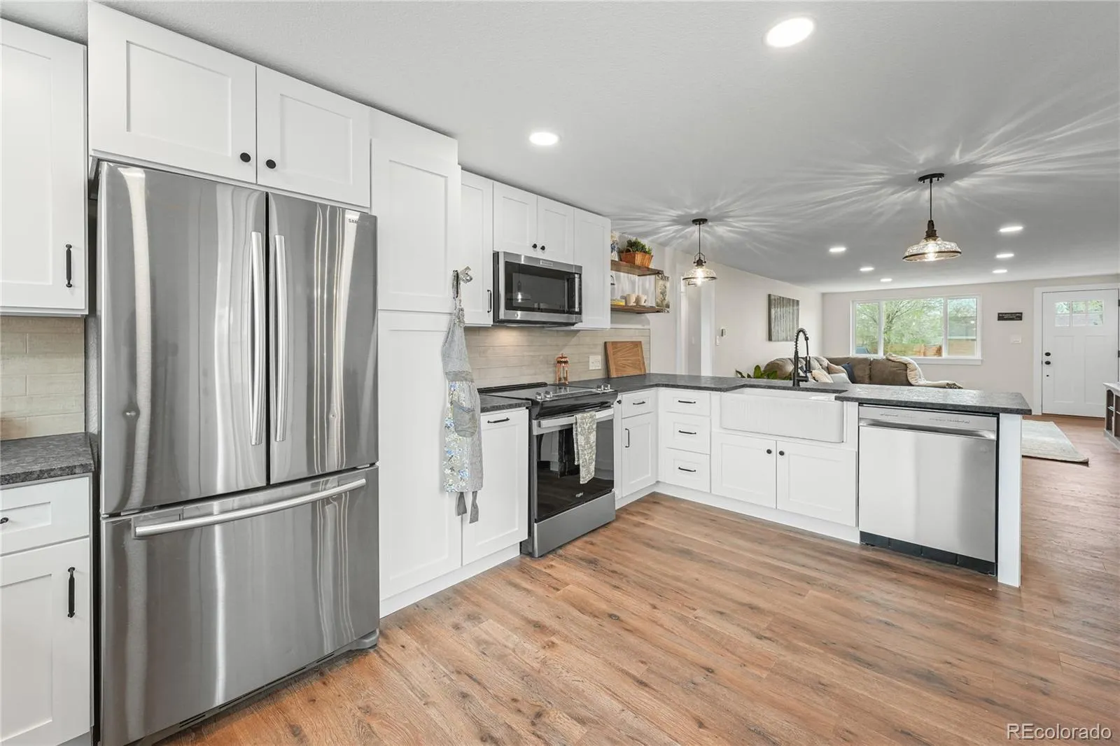 04032026192051 1600 10