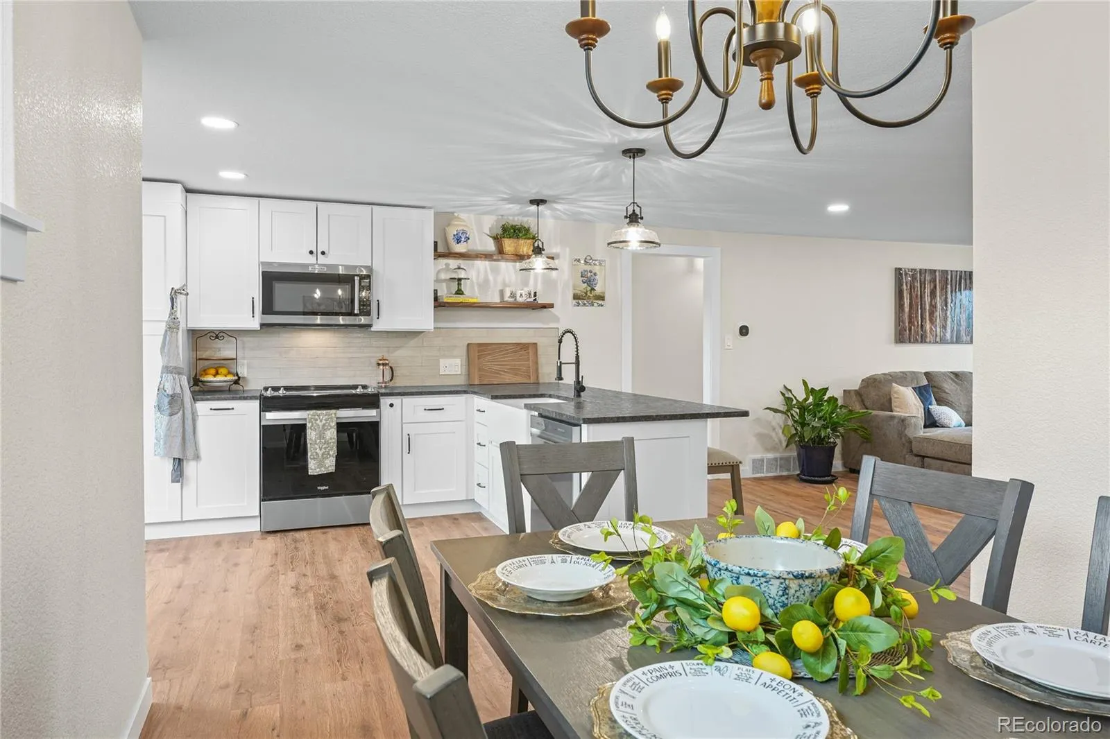 04032026192051 1600 12