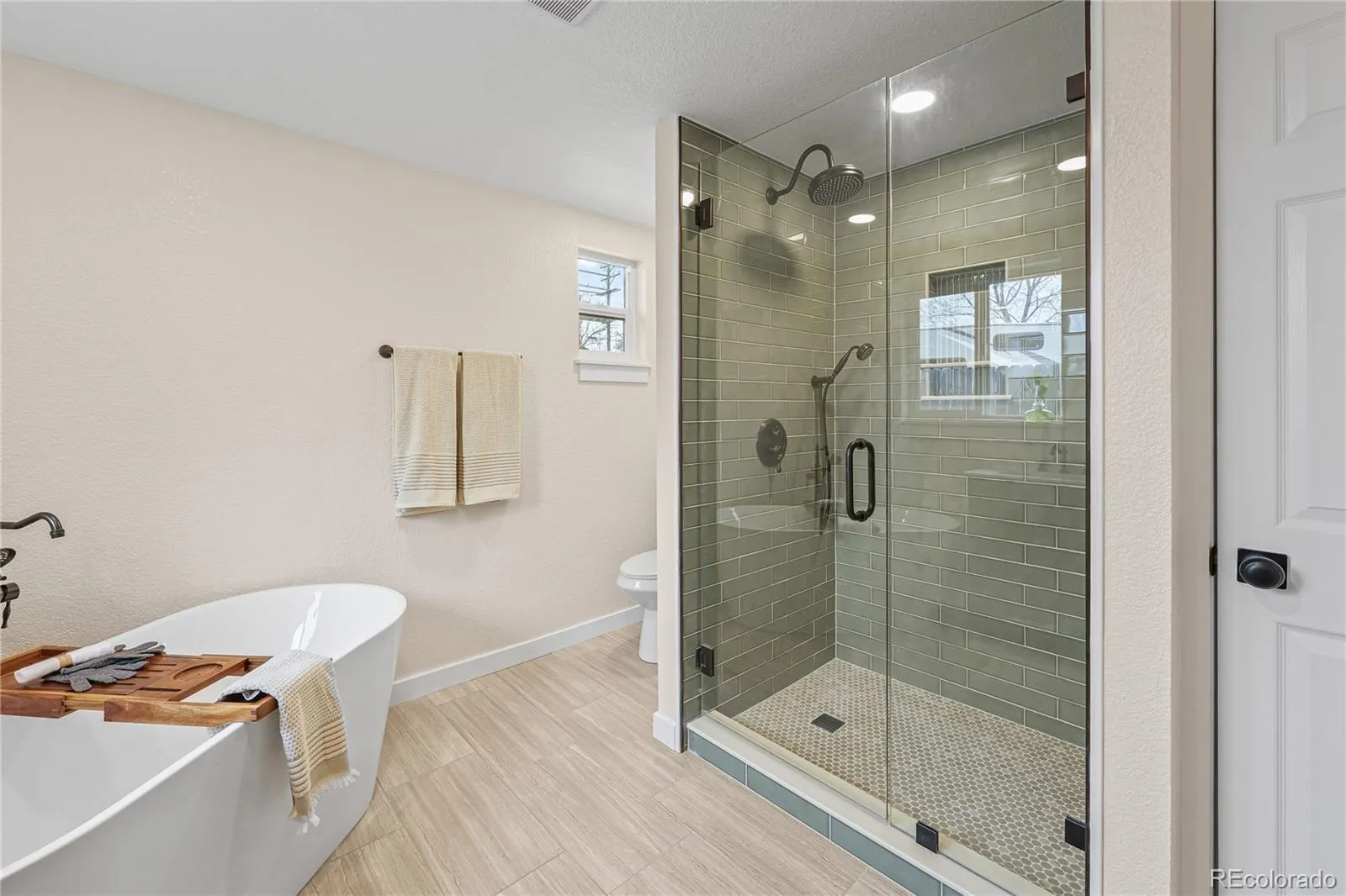 04032026192051 1600 21