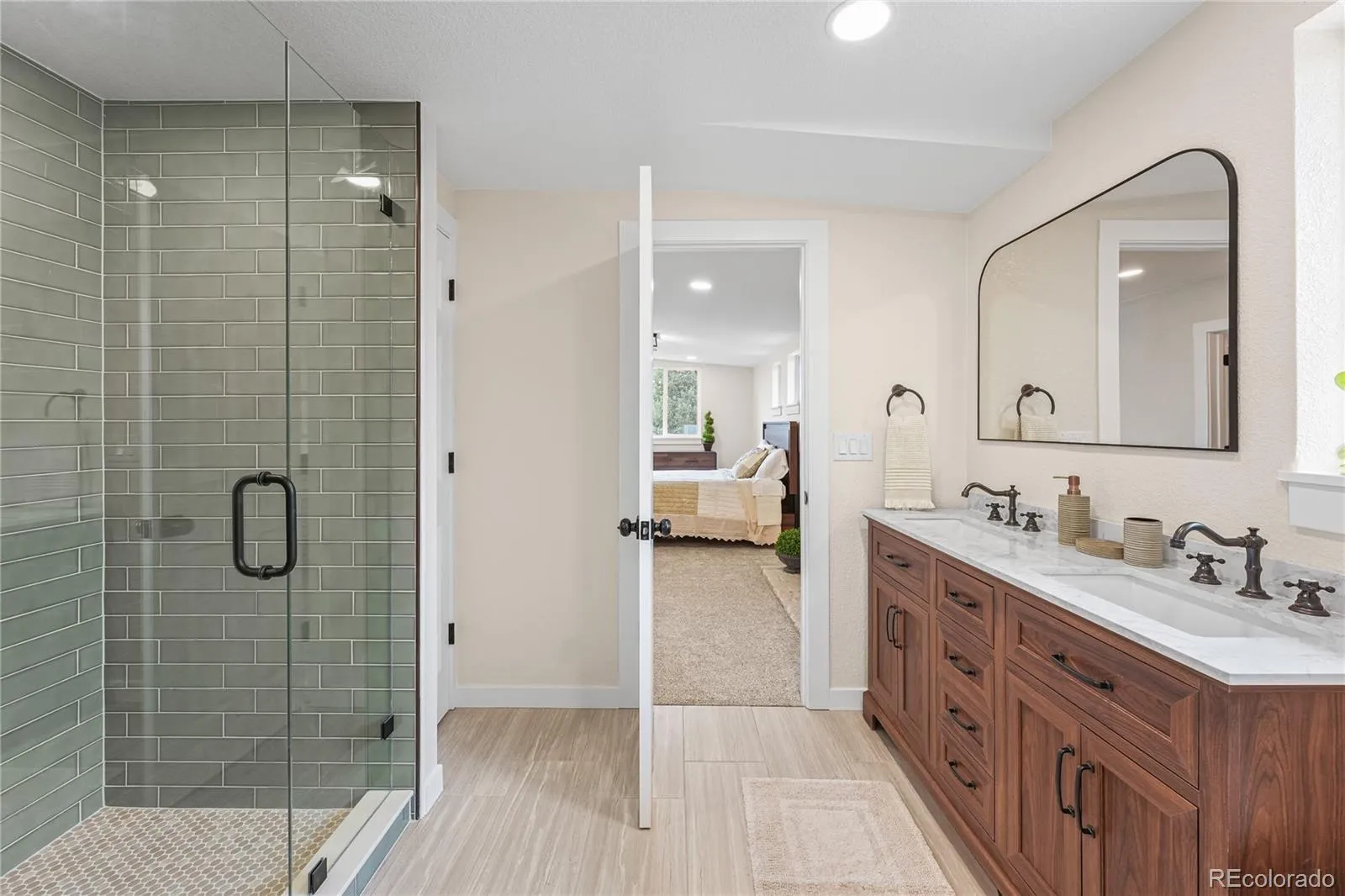 04032026192051 1600 23