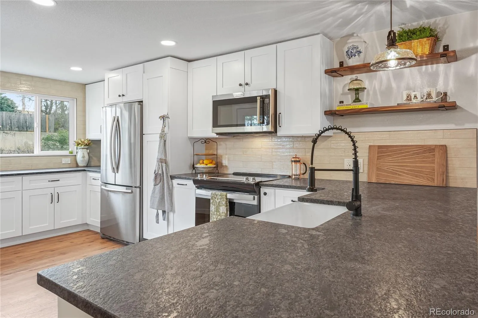 04032026192051 1600 8