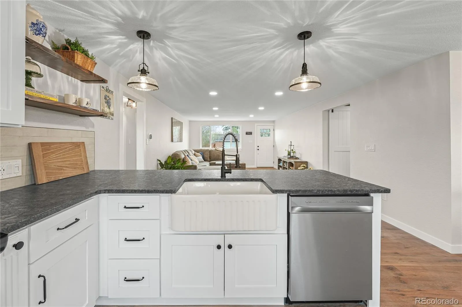 04032026192051 1600 9