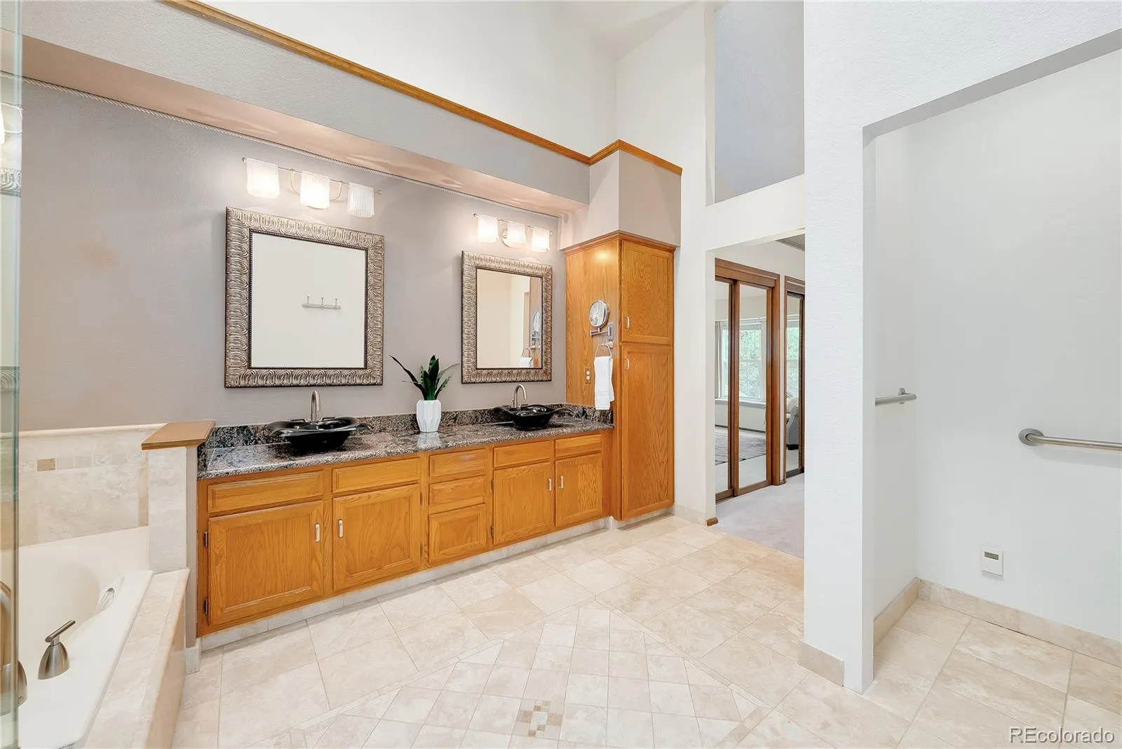1576 E Nichols Circle Centennial CO 80122 | MLS #REC4720870 08202026201930 1600 21