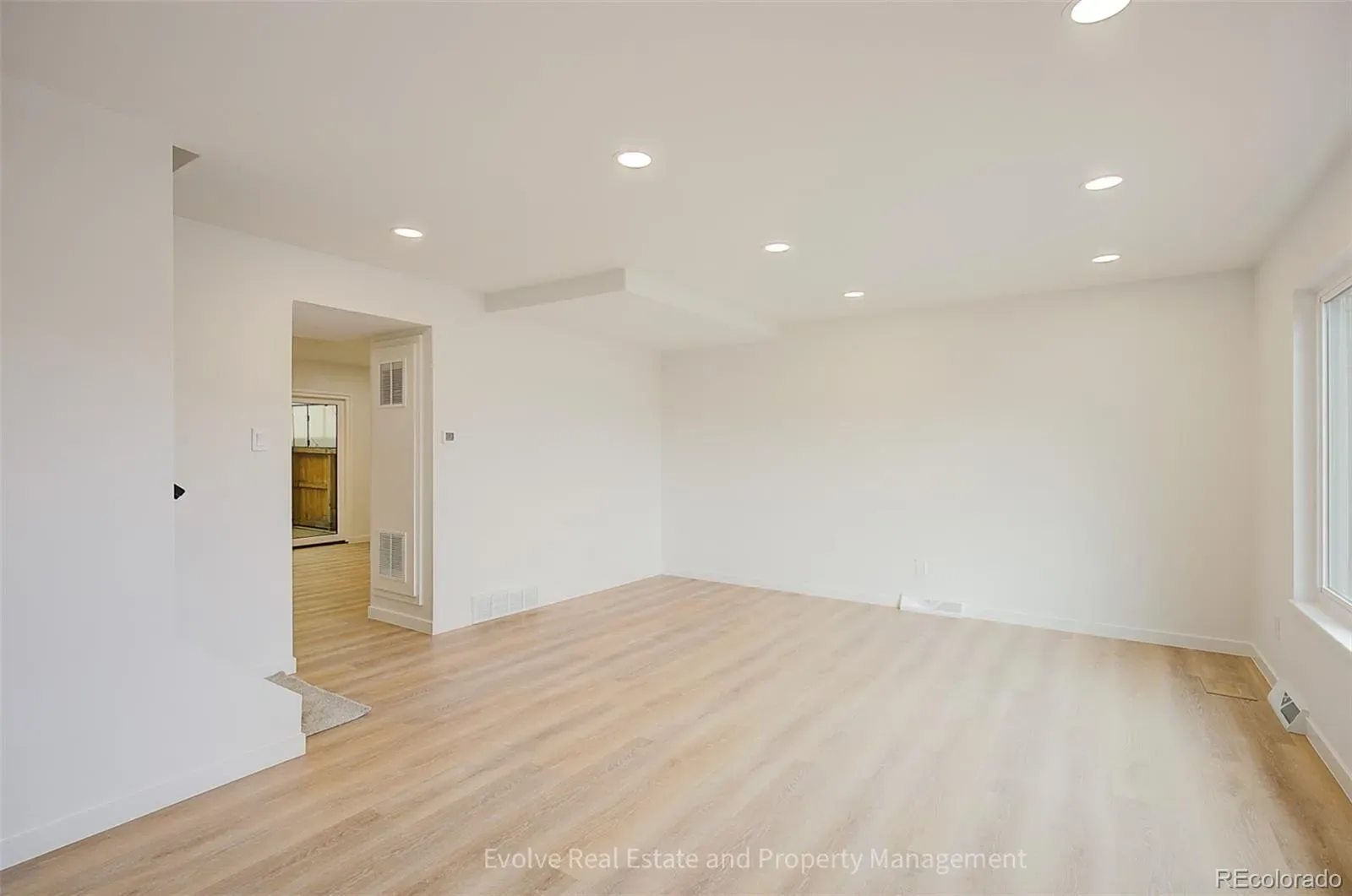 9014 E Mansfield Avenue Denver CO 80237 MLS #REC4722995 03182026031815 1600 15