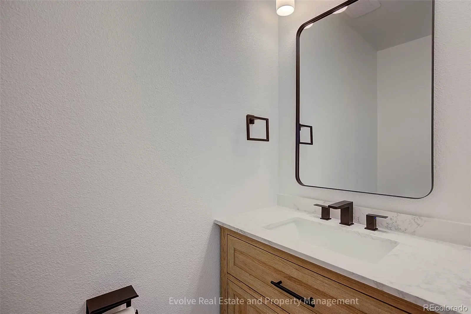 9014 E Mansfield Avenue Denver CO 80237 MLS #REC4722995 03182026031815 1600 17