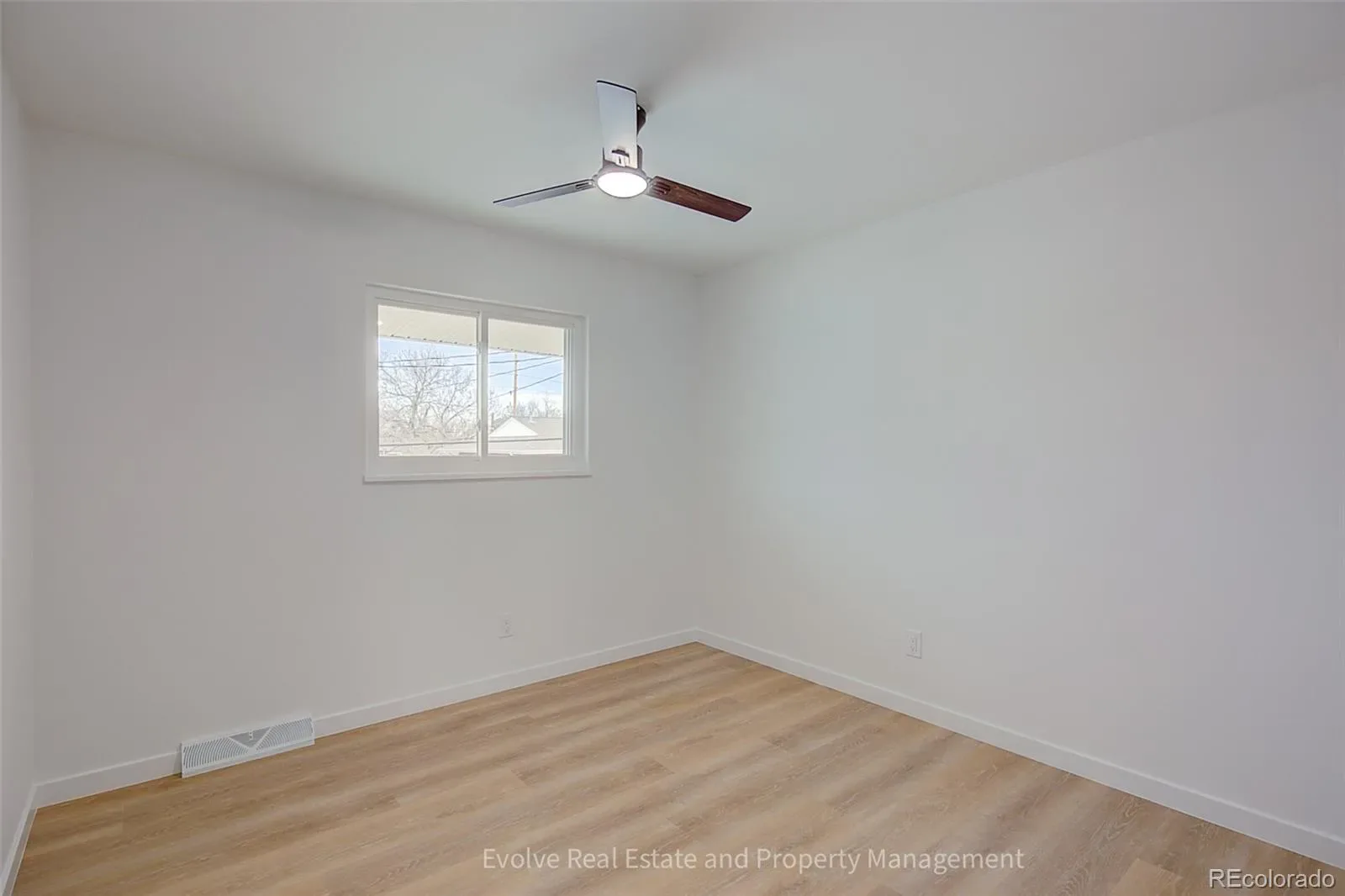 9014 E Mansfield Avenue Denver CO 80237 MLS #REC4722995 03182026031815 1600 22