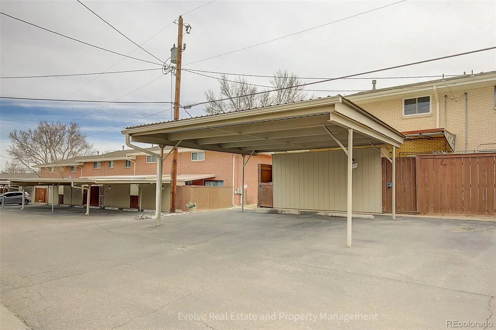 9014 E Mansfield Avenue Denver CO 80237 MLS #REC4722995 03182026031815 1600 29