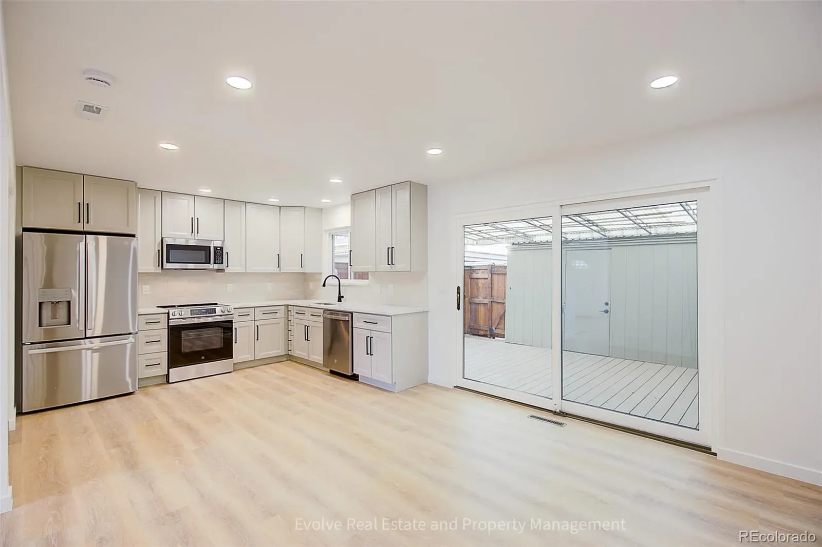 9014 E Mansfield Avenue Denver CO 80237 MLS #REC4722995 03182026031815 1600 8