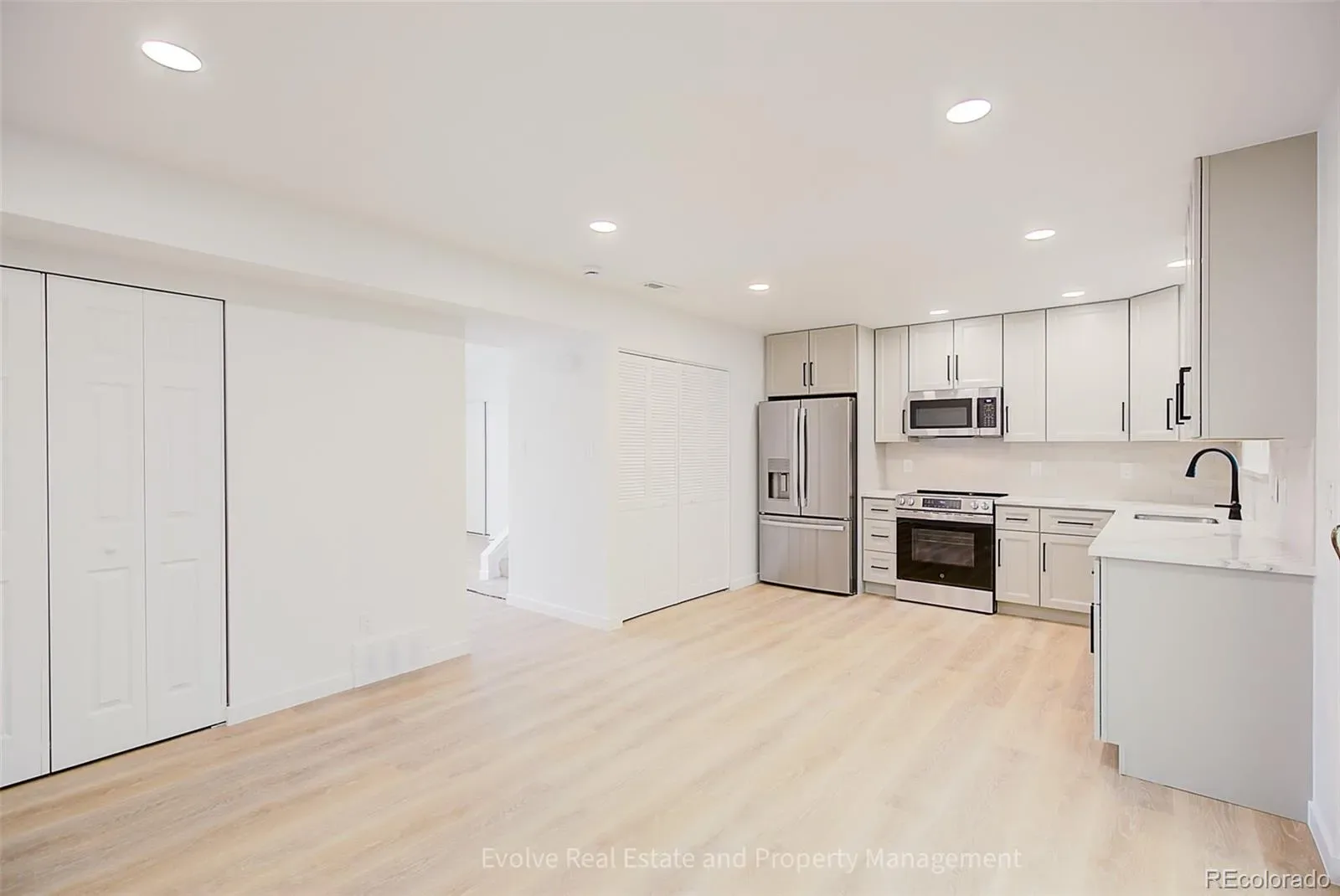 9014 E Mansfield Avenue Denver CO 80237 MLS #REC4722995 03182026031815 1600 9