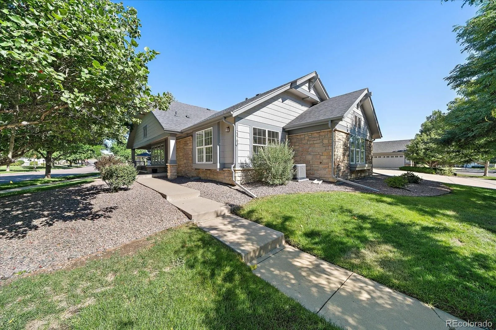 23703 E Kettle Place Aurora CO 80016 | MLS #REC4726605 08172026175820 1600 21