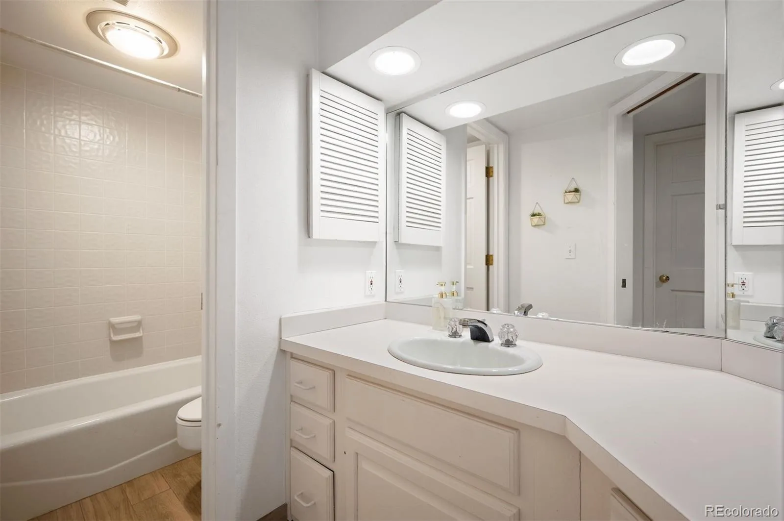 347 Harrison Street Denver CO 80206 | MLS #REC4726636 08282026151826 1600 13