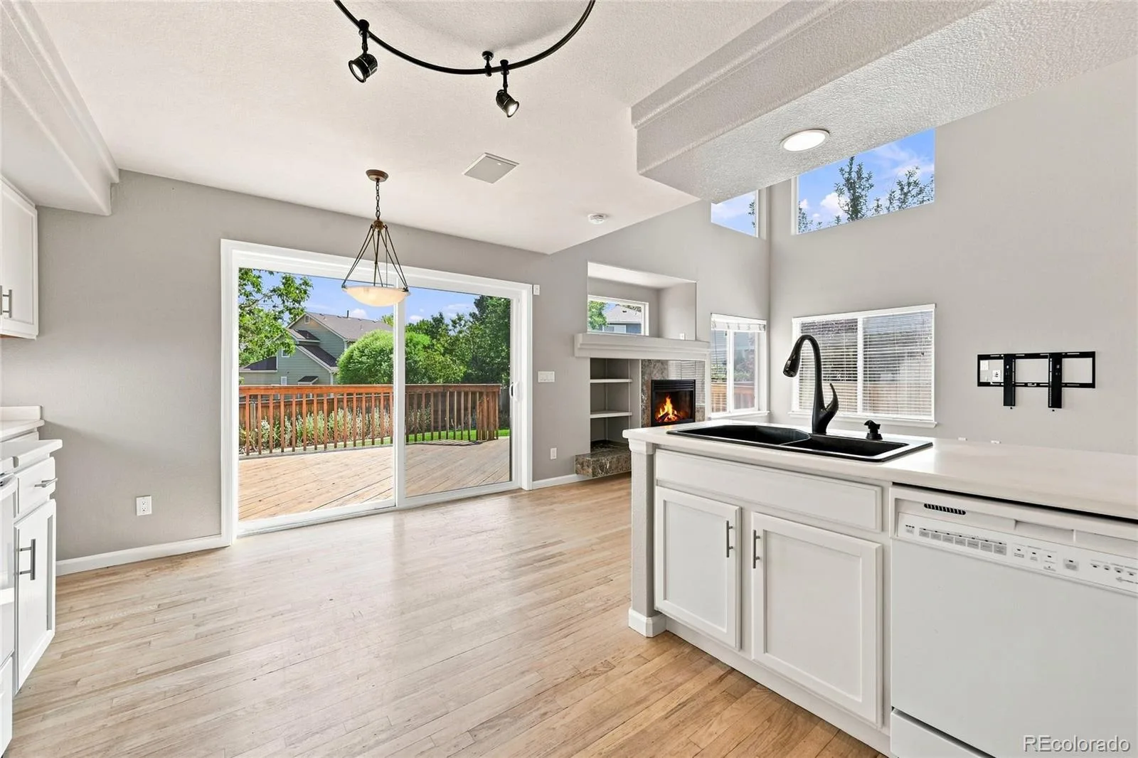 4486 Lyndenwood Point Highlands Ranch CO 80130 | MLS #REC4729348 08122026230837 1600 13