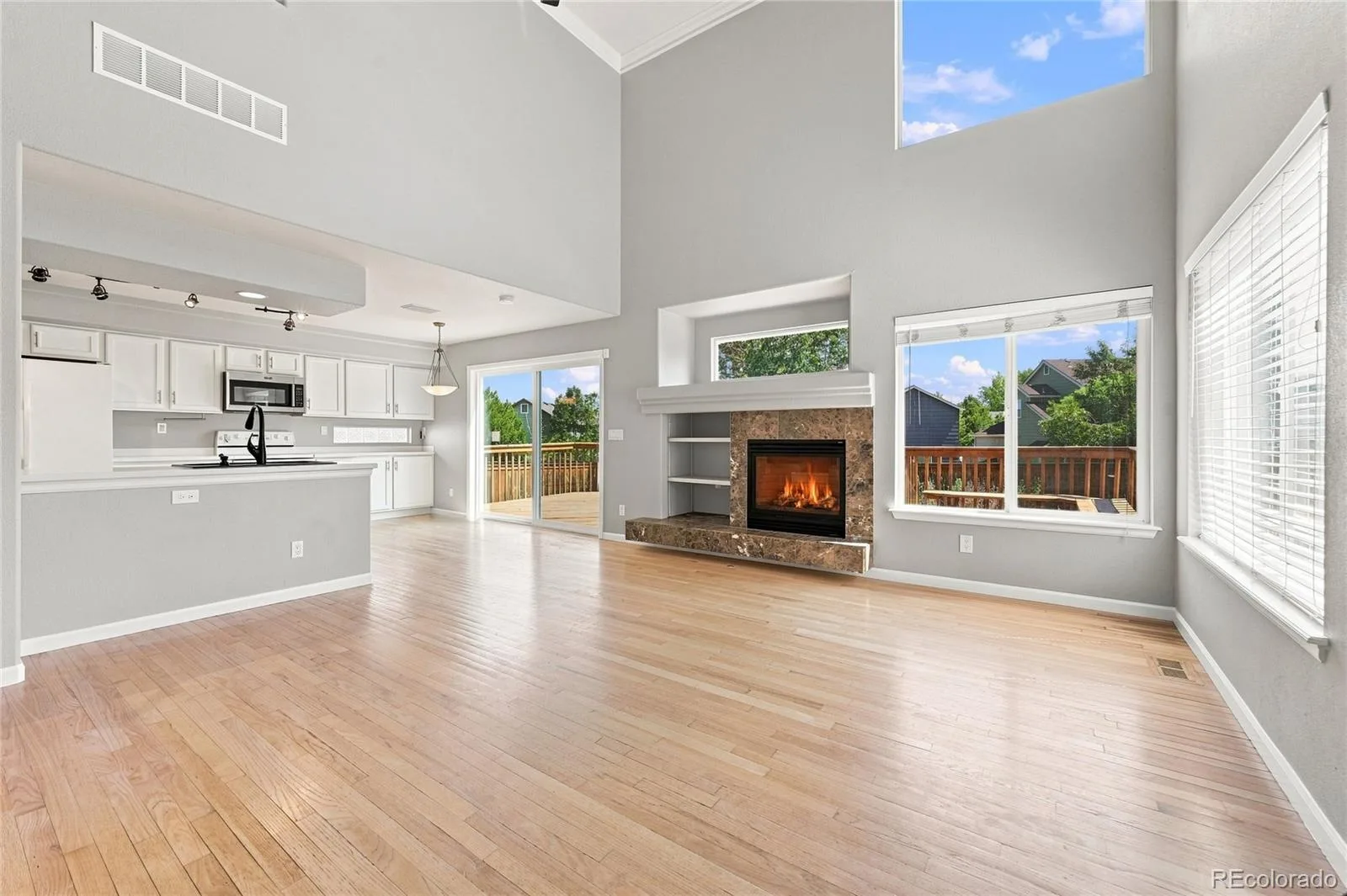 4486 Lyndenwood Point Highlands Ranch CO 80130 | MLS #REC4729348 08122026230837 1600 6