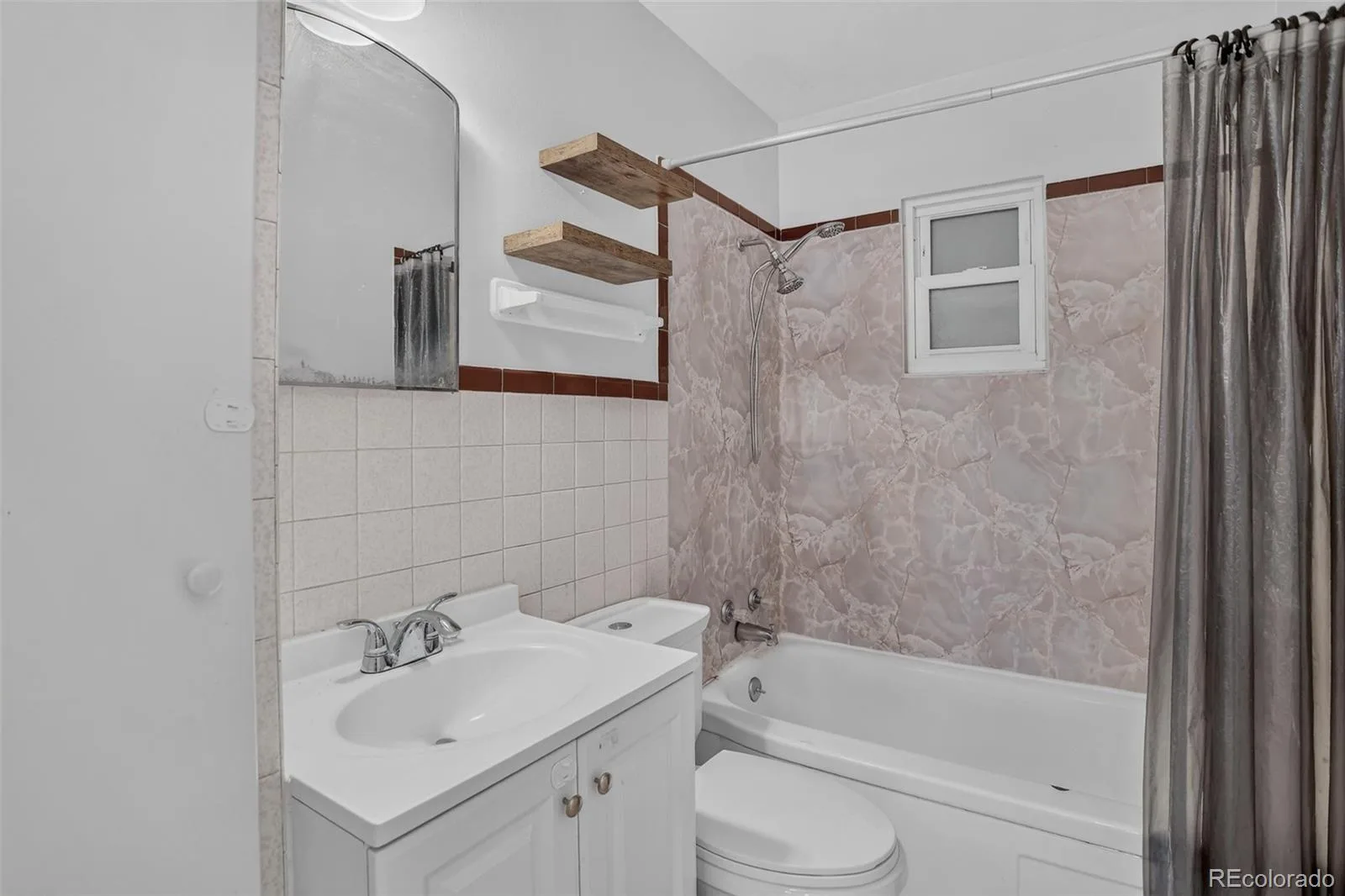 1081 S Knox Court Denver CO 80219 | MLS #REC4729551 08222026033541 1600 12
