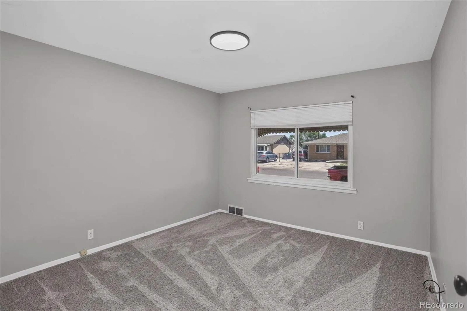 1081 S Knox Court Denver CO 80219 | MLS #REC4729551 08222026033541 1600 13
