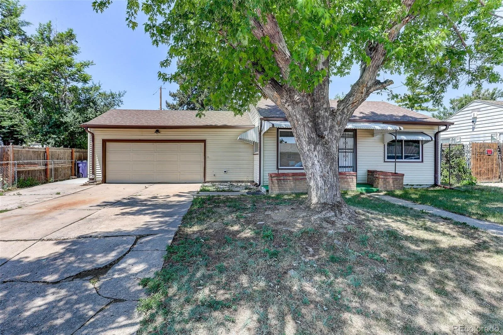 1081 S Knox Court Denver CO 80219 | MLS #REC4729551 08222026033541 1600 21