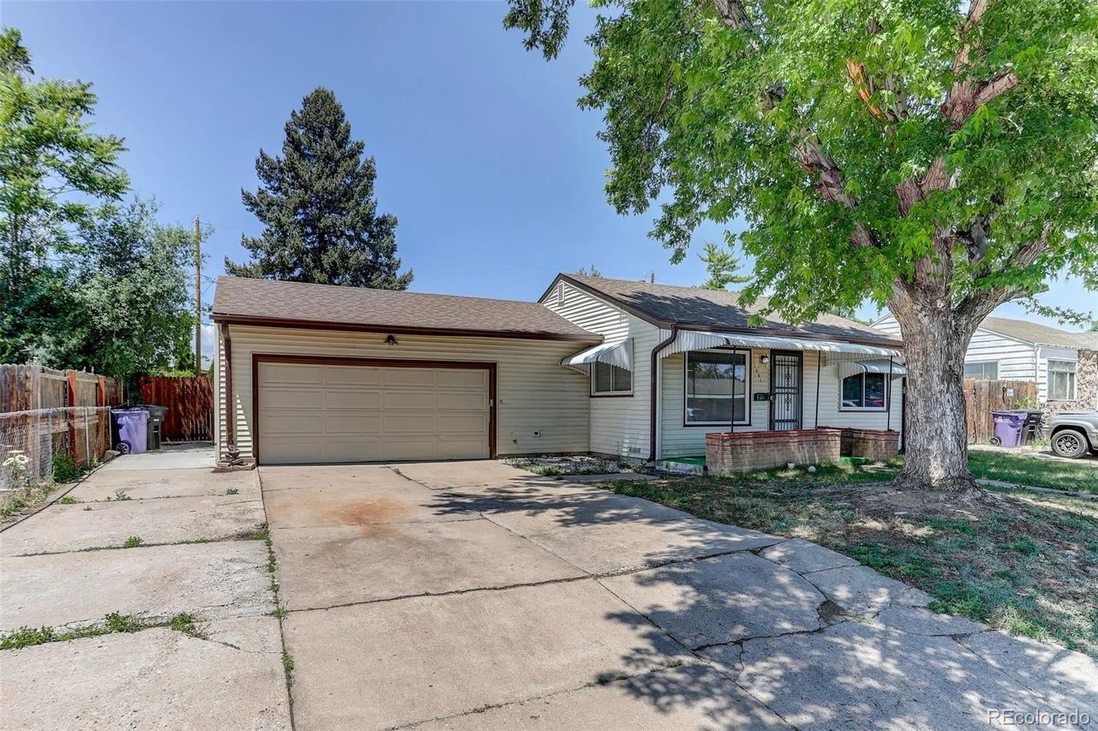 1081 S Knox Court Denver CO 80219 | MLS #REC4729551 08222026033541 1600 22