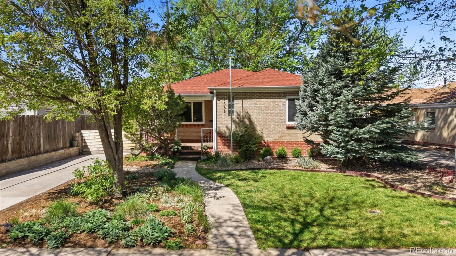 1365 Oneida Street Denver CO 80220 MLS #REC4733444 04252026200829 1600 0