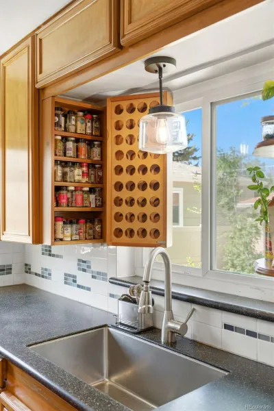 1365 Oneida Street Denver CO 80220 MLS #REC4733444 04252026200829 800 22