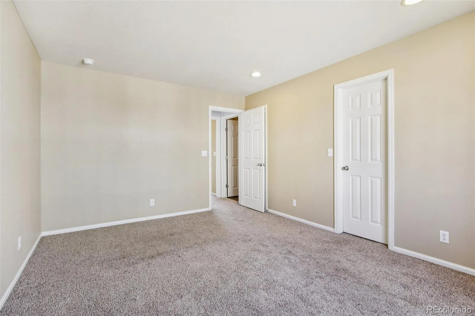 5888 Biscay Street #D Denver CO 80249 MLS #REC4733587 05092026024318 1600 17