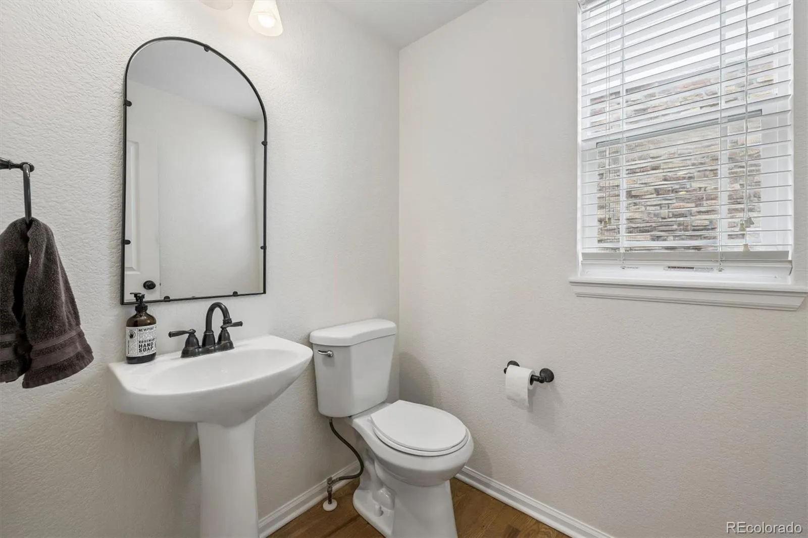 23520 E Portland Way Aurora CO 80016 MLS #REC4733963 05202026200406 1600 12