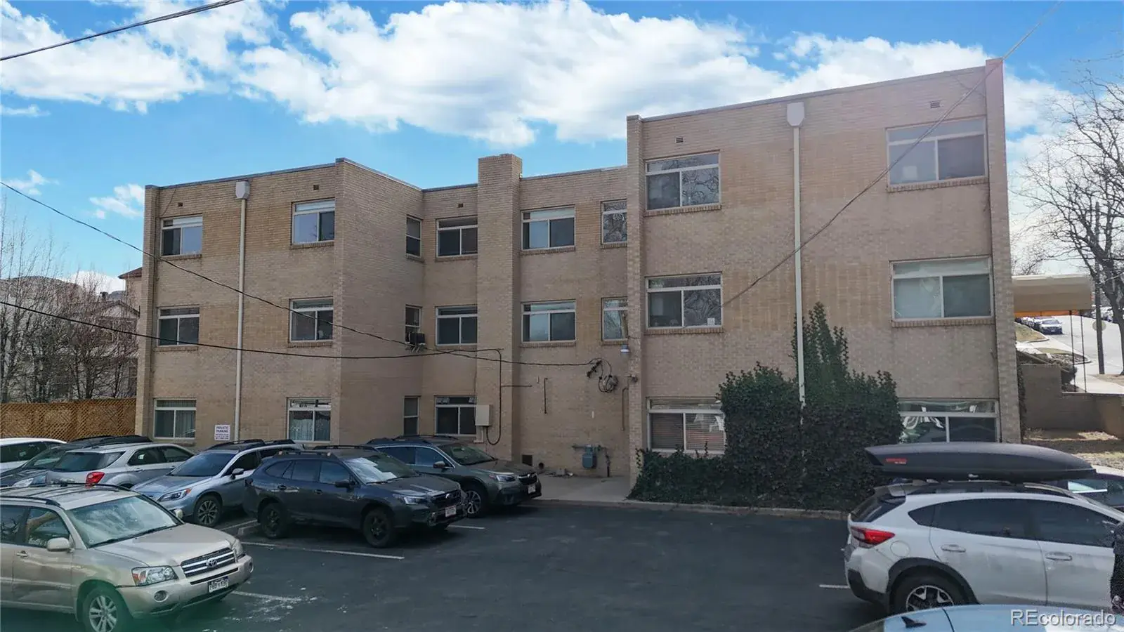 1221 Illinois Street #1F Golden CO 80401 | MLS #REC4735065 02132026024103 1600 27