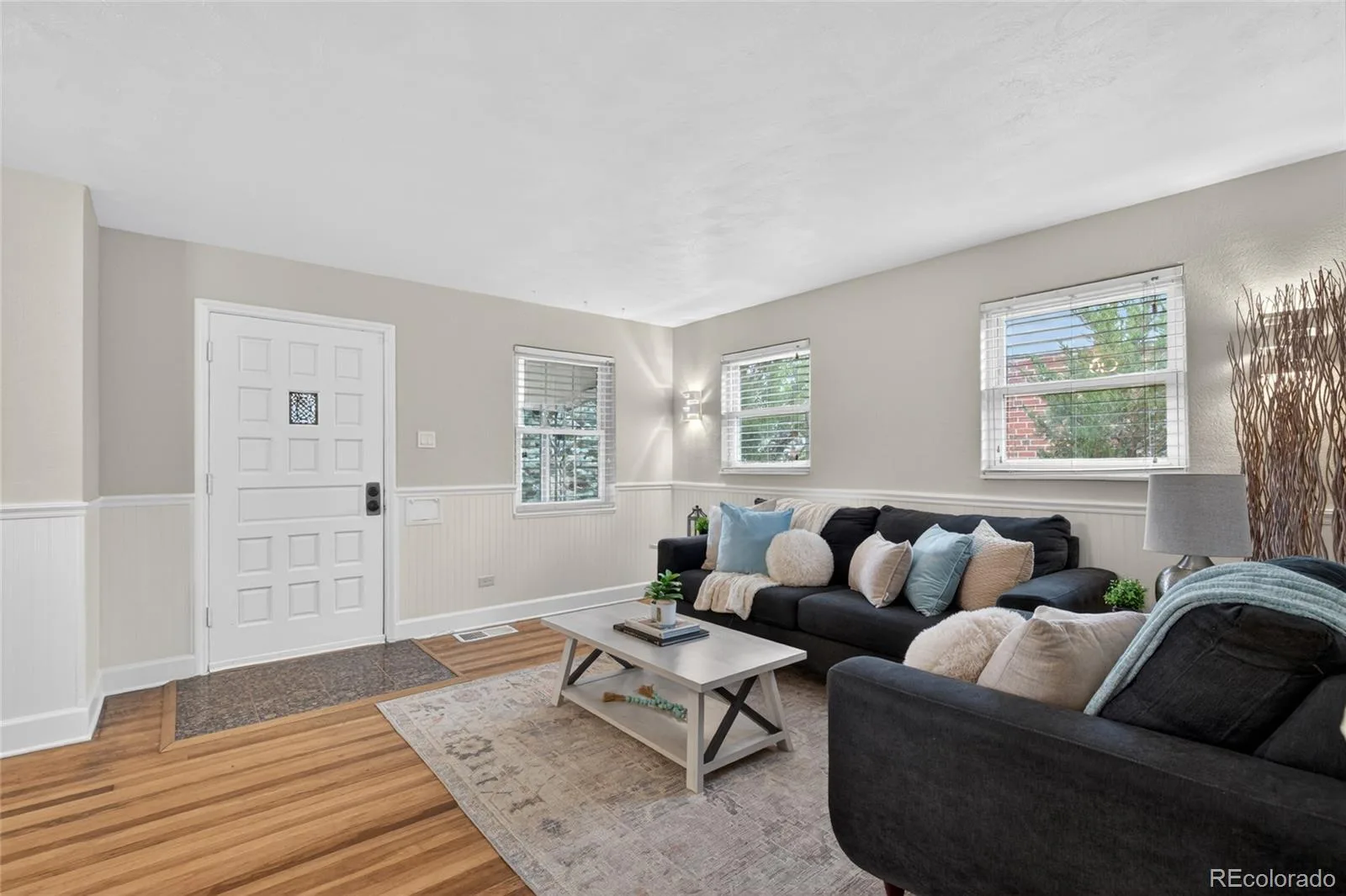 855 S Decatur Street Denver CO 80219 | MLS #REC4736326 07012026202754 1600 2