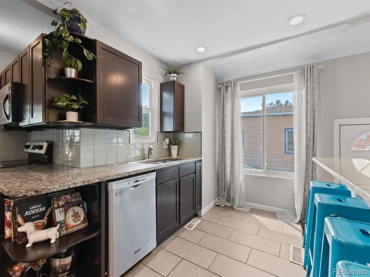 09042025173108 1200 13