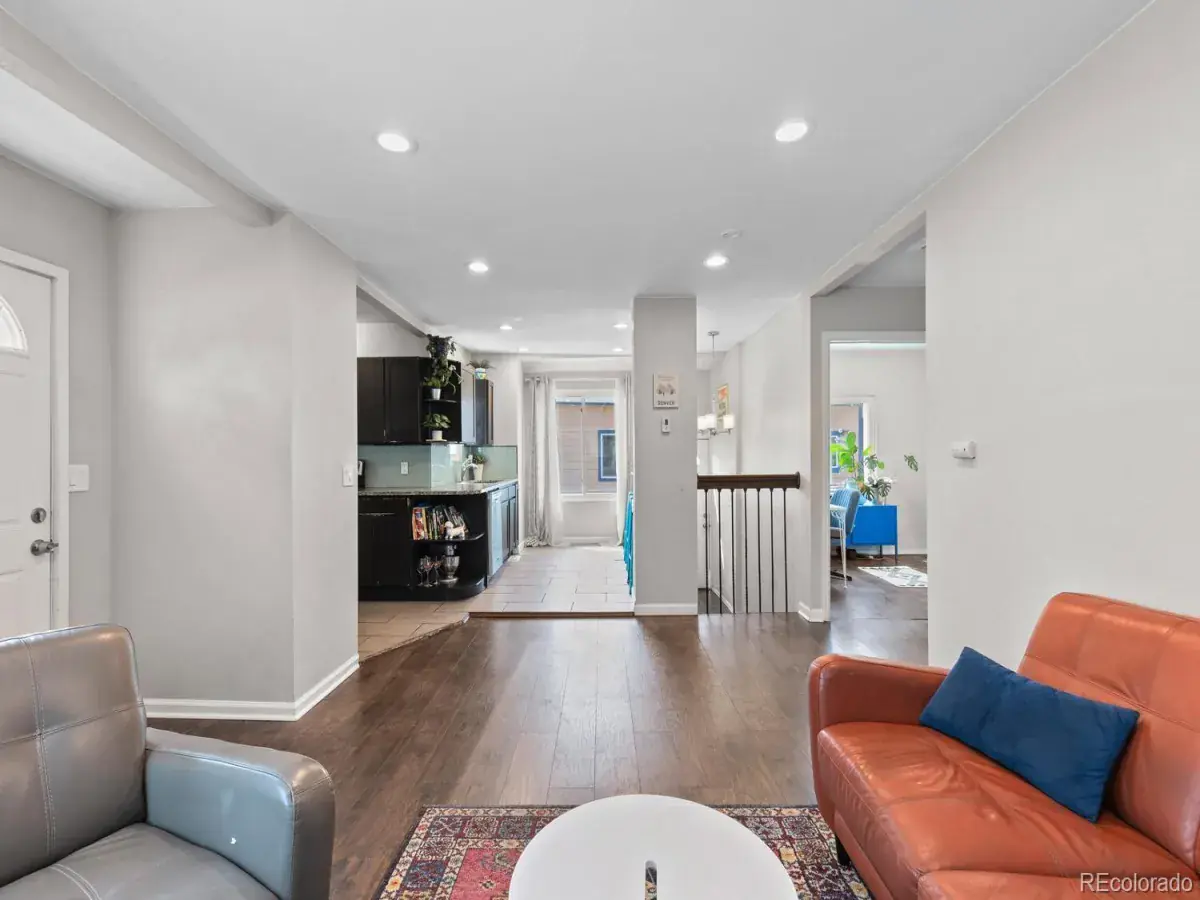 09042025173108 1200 6